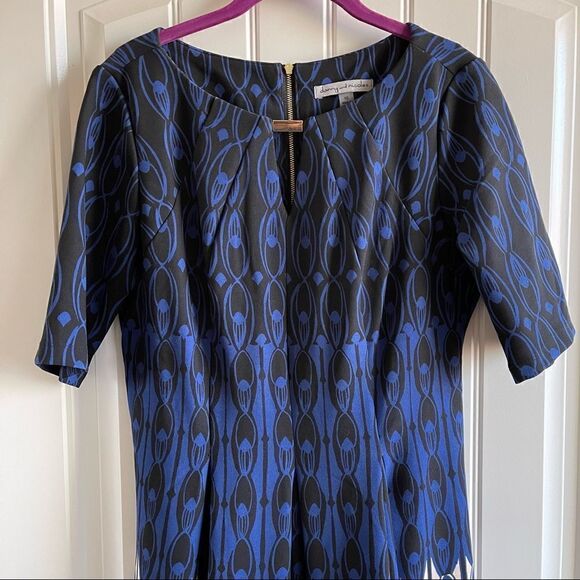 Danny & Nicole Blue Print 3/4 Sleeve Fit and Flare Midi Dress SZ 10 EUC - Picture 2 of 8